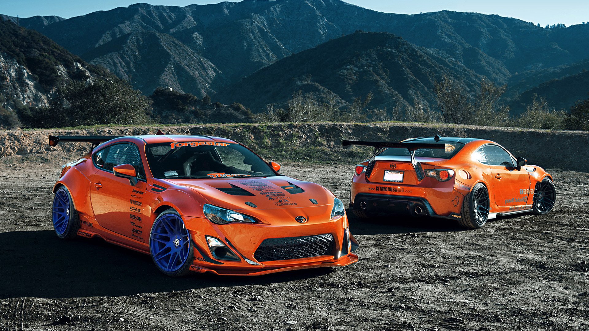 “全力奔跑！武汉马拉松激烈角逐中”